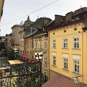 центр площа ринок Львов